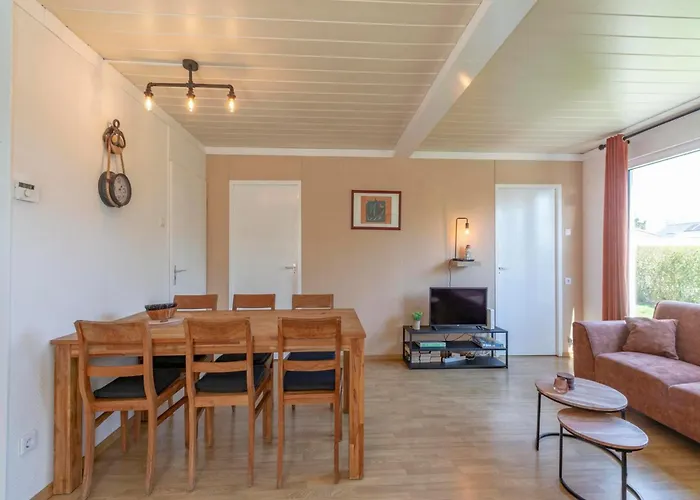 In Julianadorp Near Sandy Semesterbostad