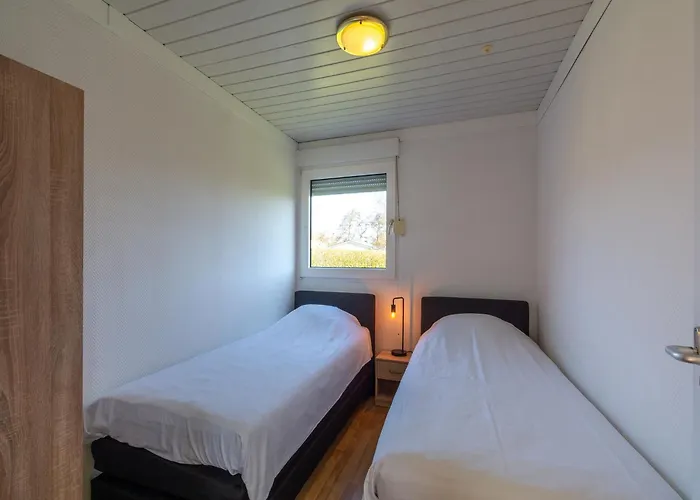 In Julianadorp Near Sandy Semesterbostad